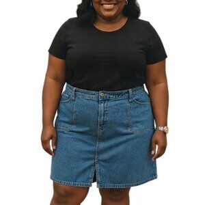 Dressbarn Plus Size 2X Skirt Denim Medium Wash Pockets & Button Closure